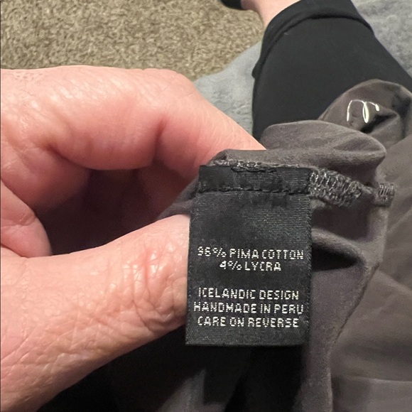 Matthildur v neck dolman elbow length sleeve top - Picture 7 of 7